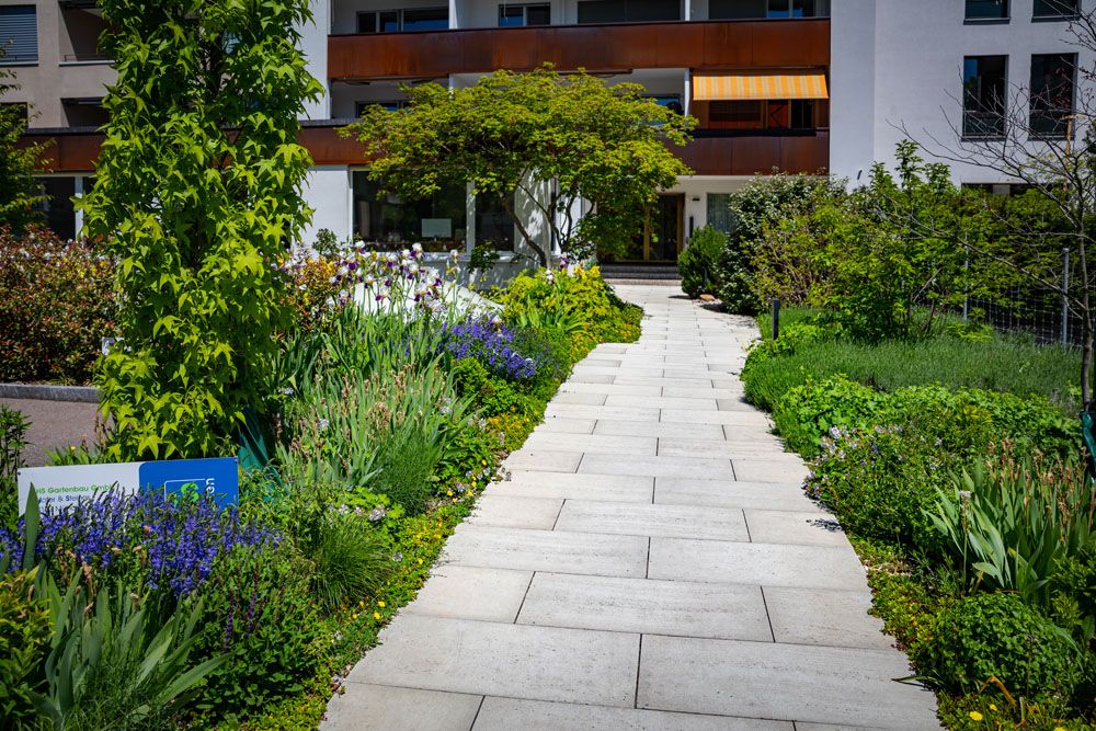 HS Gartenbau GmbH - HS Gartenbau GmbH - Geweg